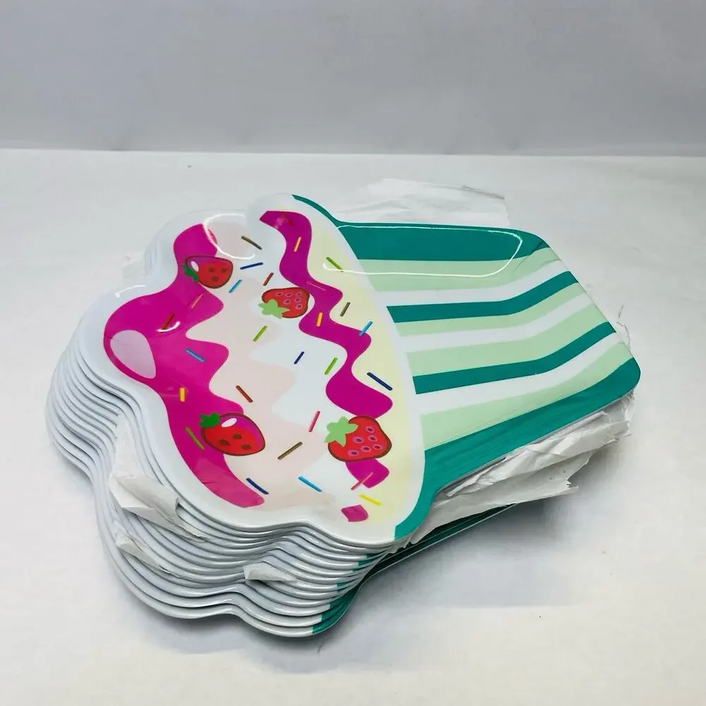 Cupcake Shaped Party Melamine Plates with‎ Strawberries lot of 13 NEW